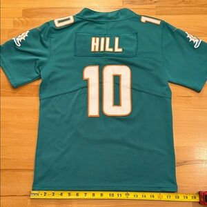 Nike Kids Medium Miami Dolphins Tyreek Hill Jersey